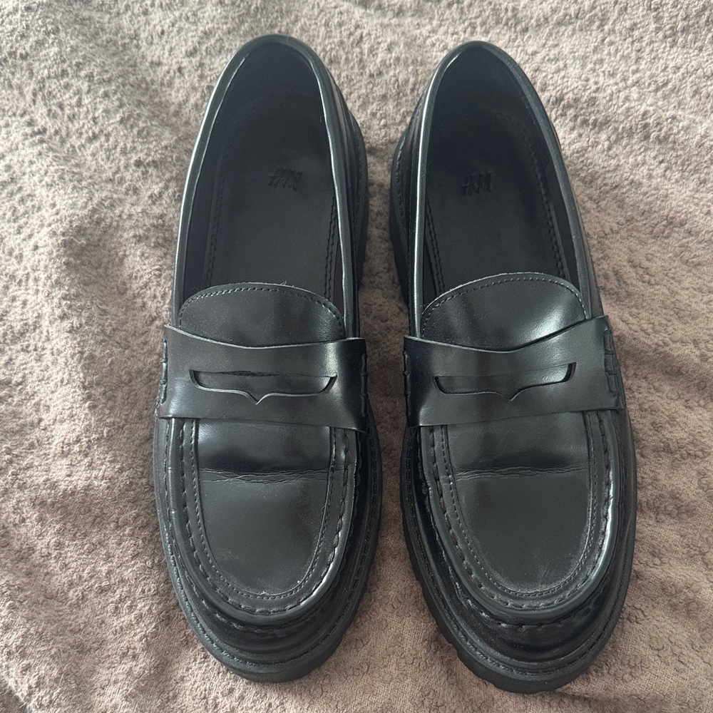 H&M Sleek Black Leather Loafers